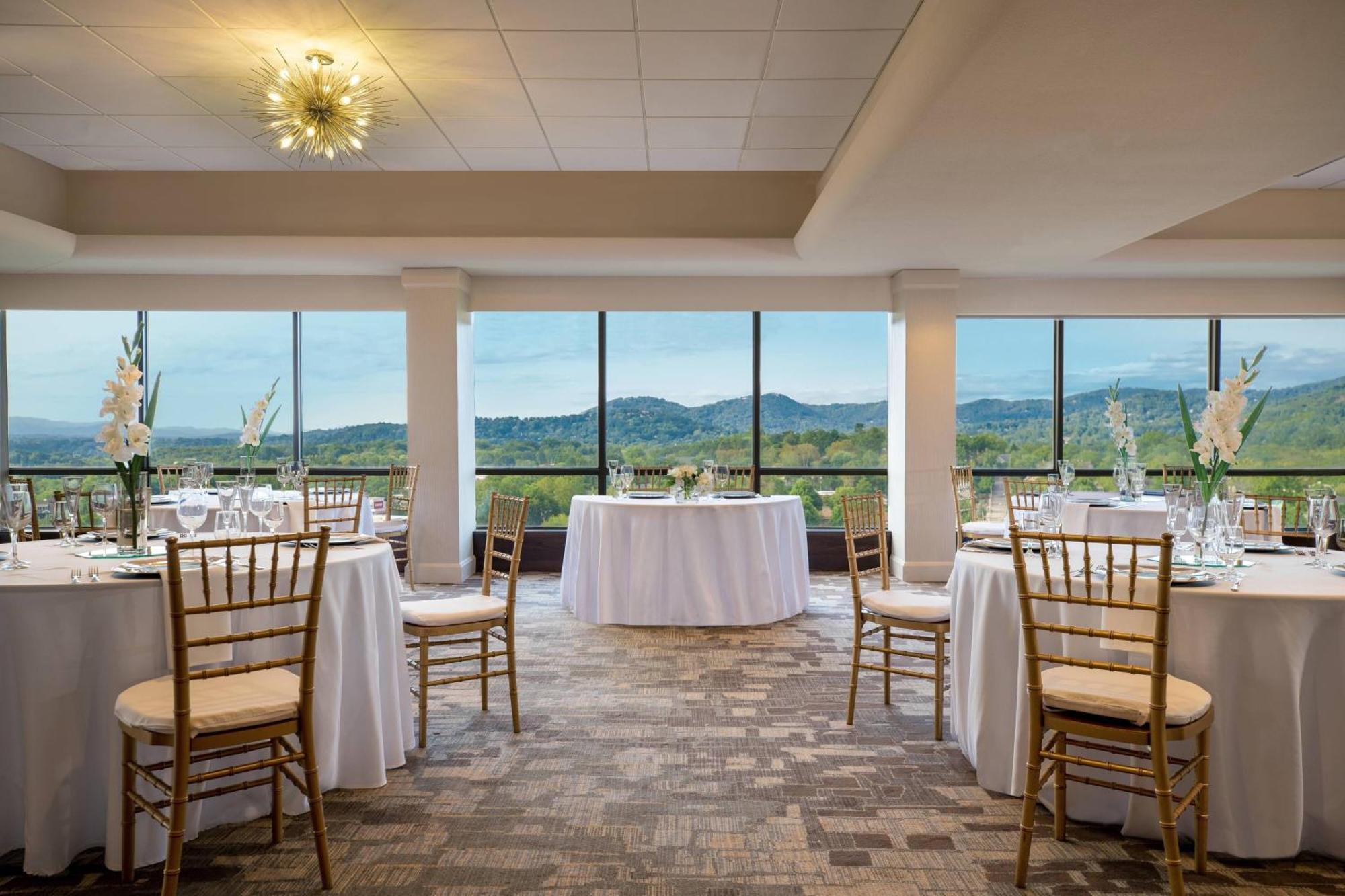 Renaissance Asheville Downtown Hotel Extérieur photo