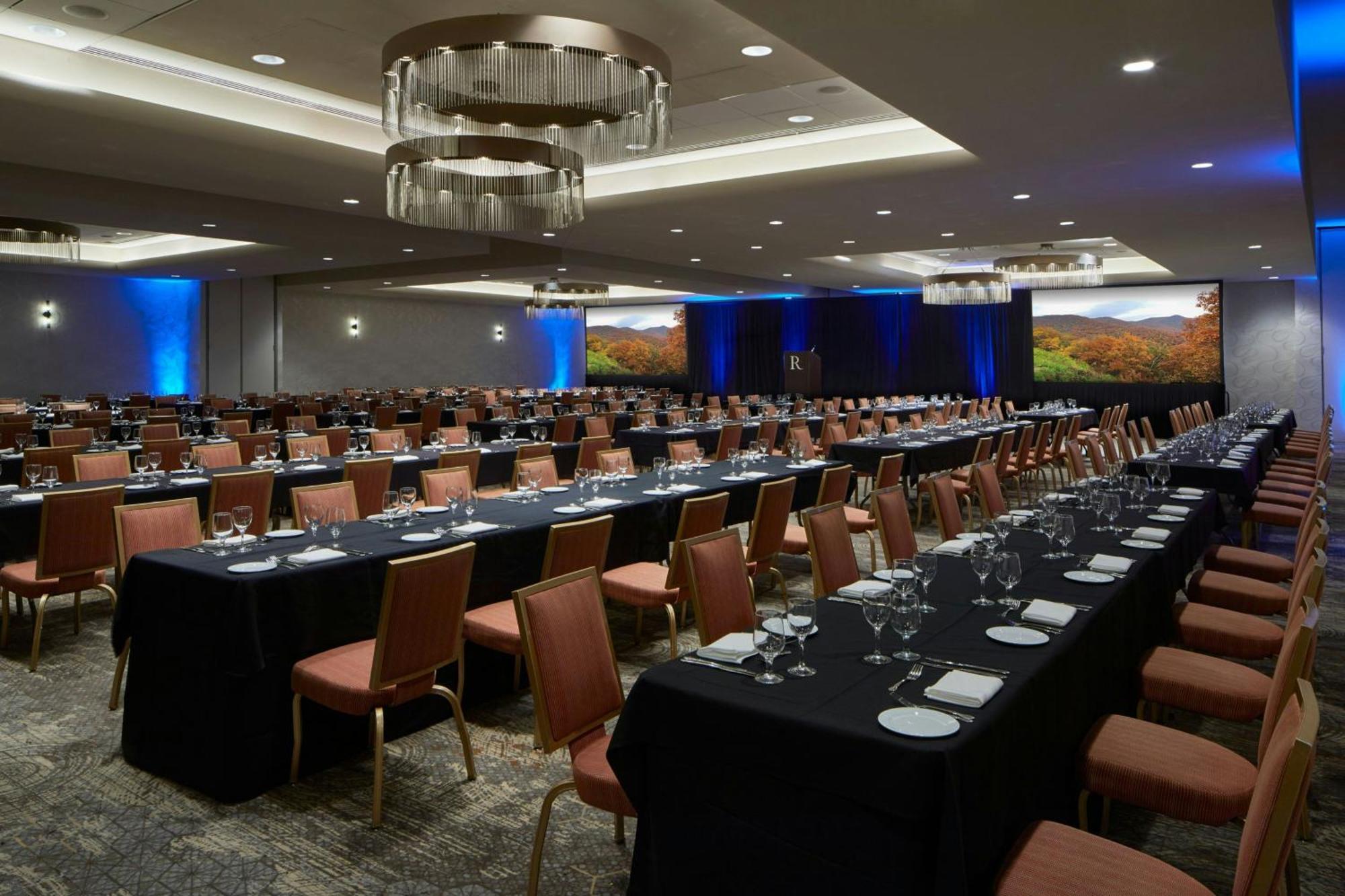Renaissance Asheville Downtown Hotel Extérieur photo