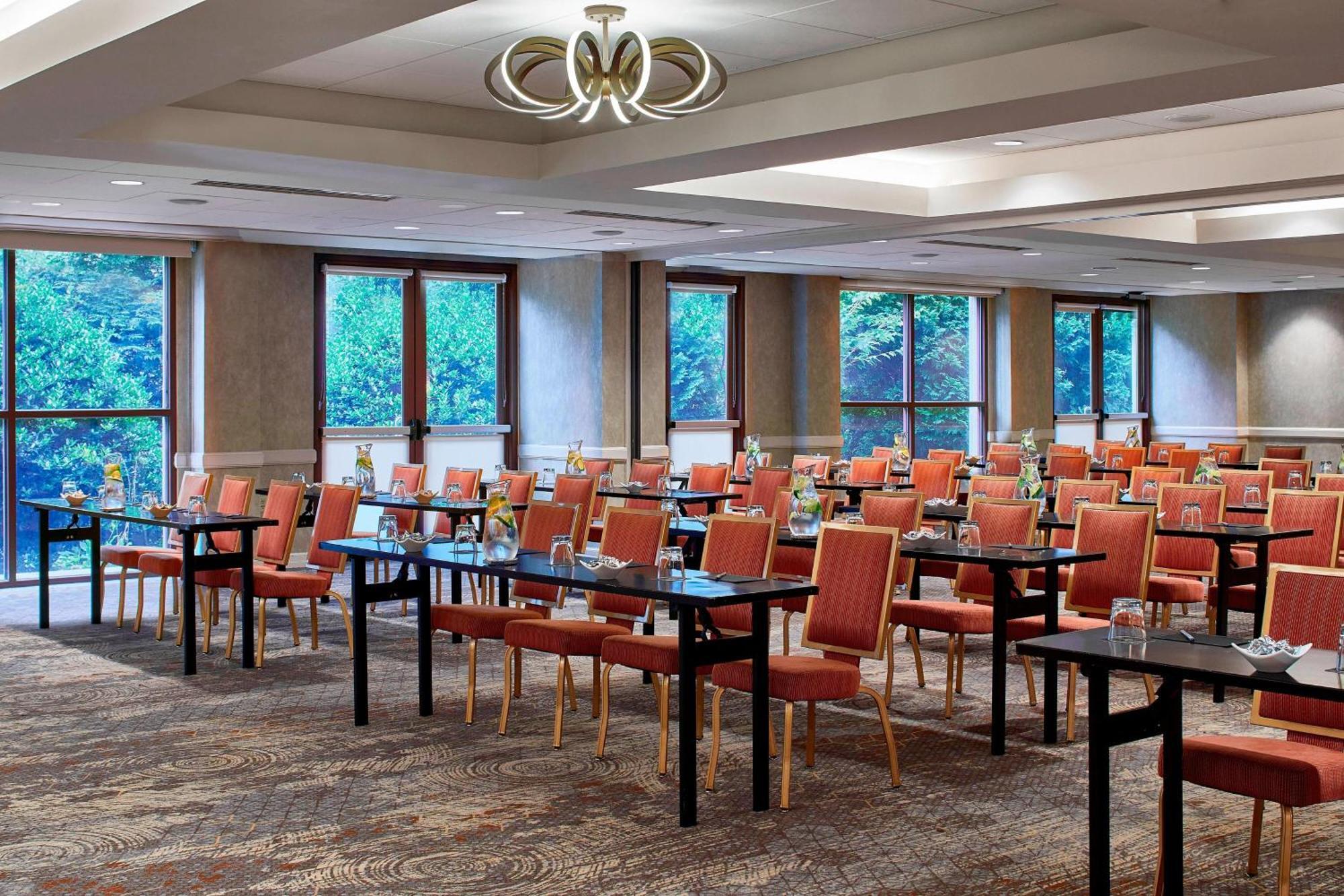 Renaissance Asheville Downtown Hotel Extérieur photo