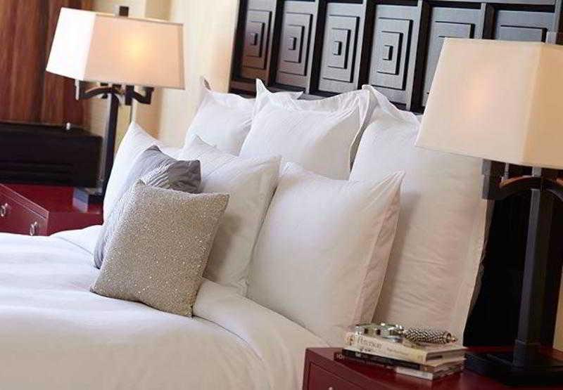 Renaissance Asheville Downtown Hotel Chambre photo