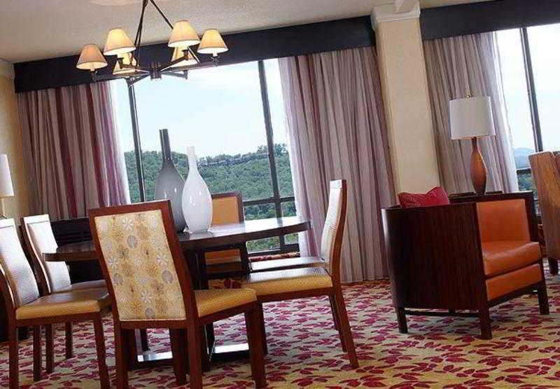 Renaissance Asheville Downtown Hotel Chambre photo